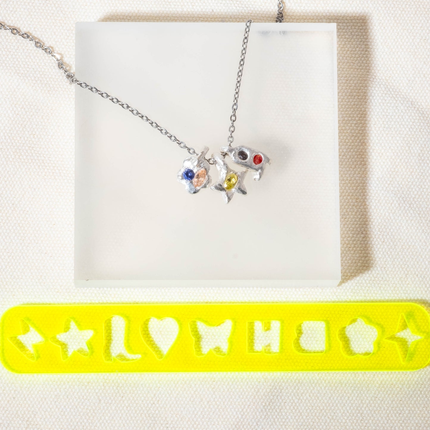 DAZZLING DIY SILVER PENDANT KIT