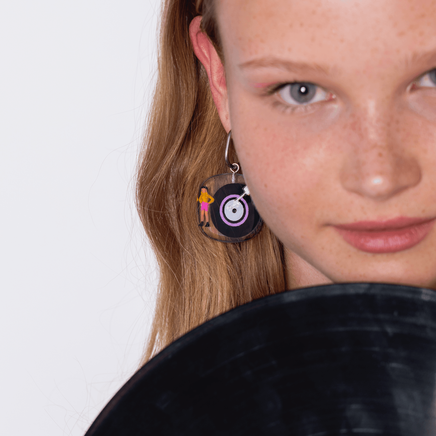 MUSIC LOVERS